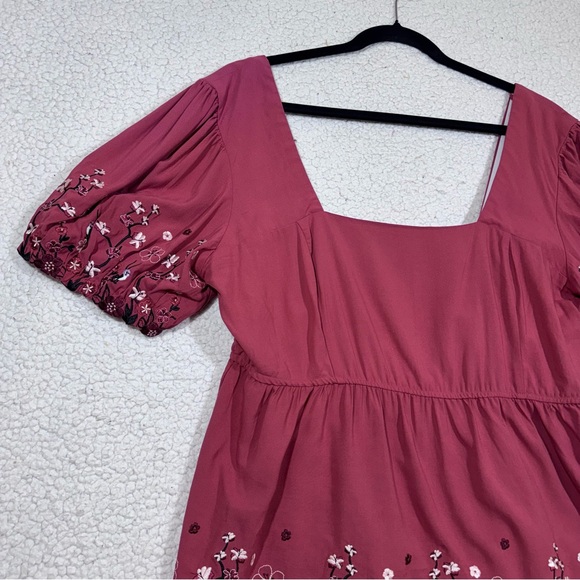 Disney Mulan Floral Women's Smock Blouse Top BoxLunch Exclusive size 2X Burgundy - Picture 2 of 7